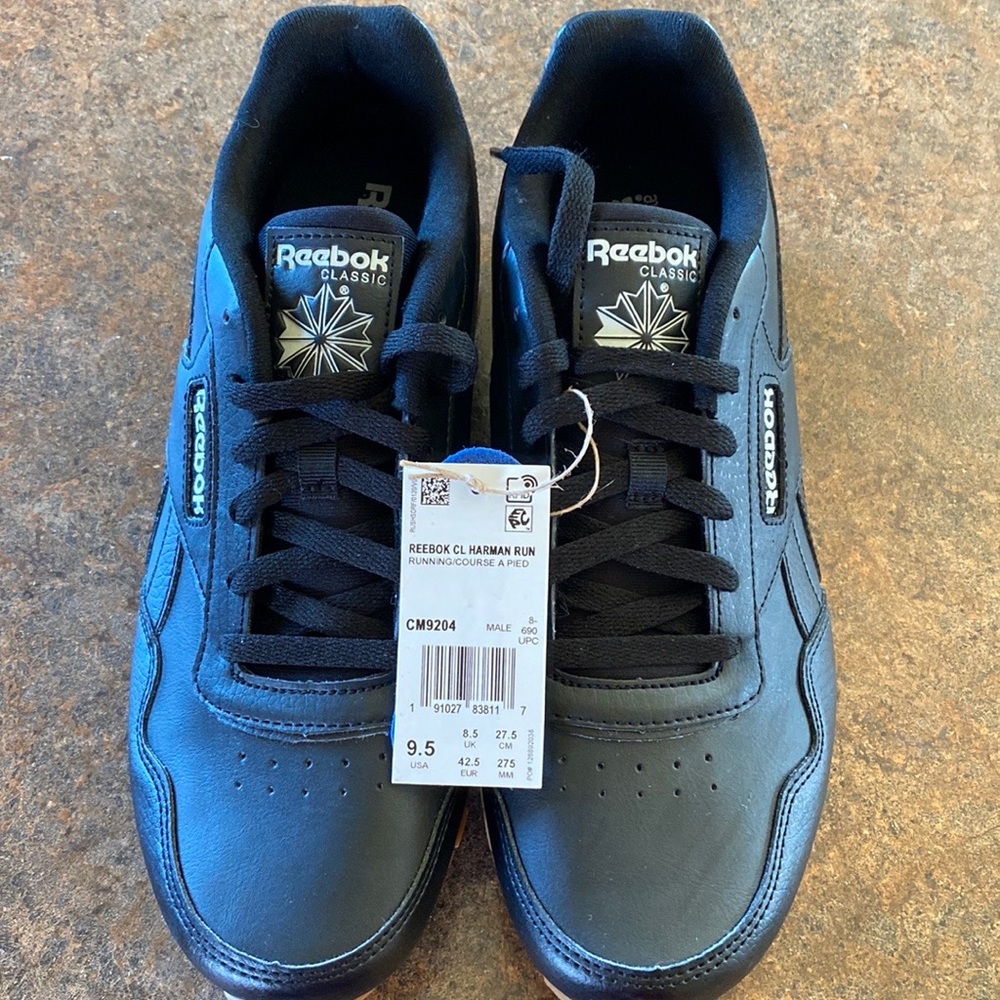 Brand new men’s Reebok CL Hartman Run